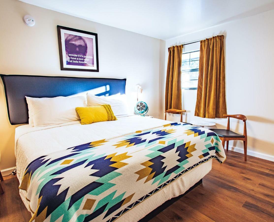 Stonewall Motor Lodge Екстериор снимка
