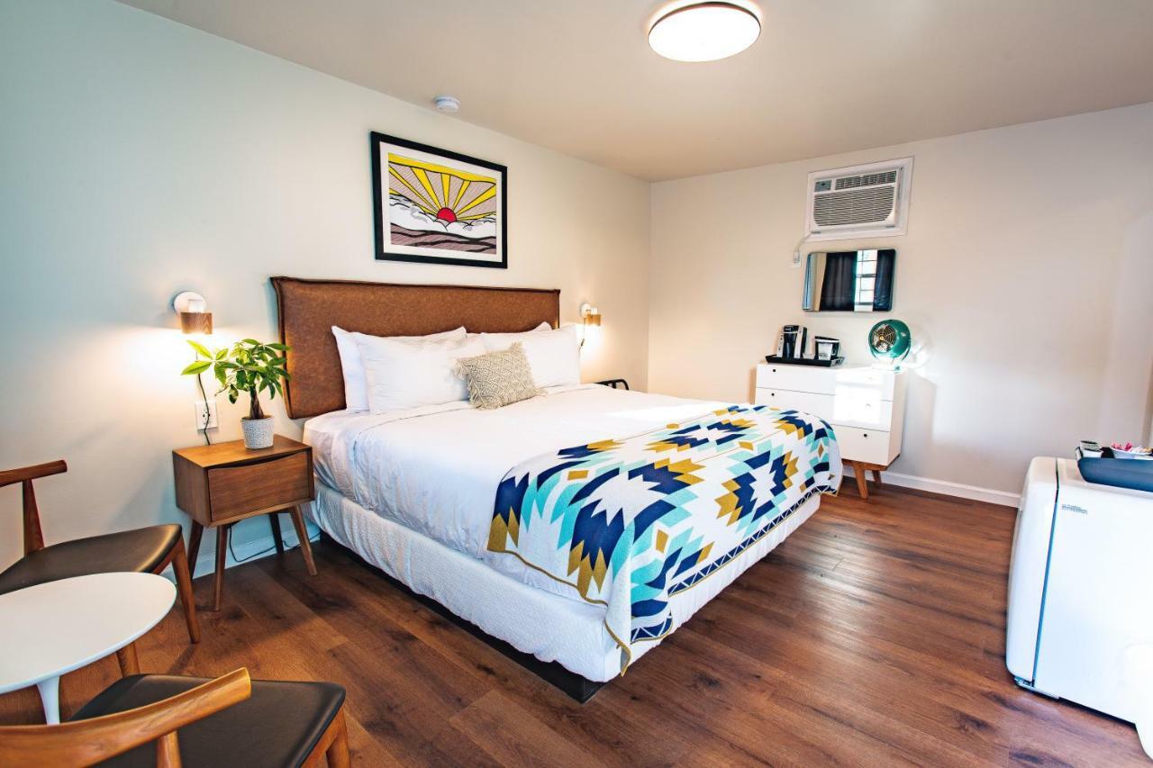 Stonewall Motor Lodge Екстериор снимка
