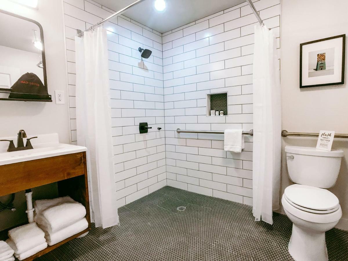Stonewall Motor Lodge Екстериор снимка