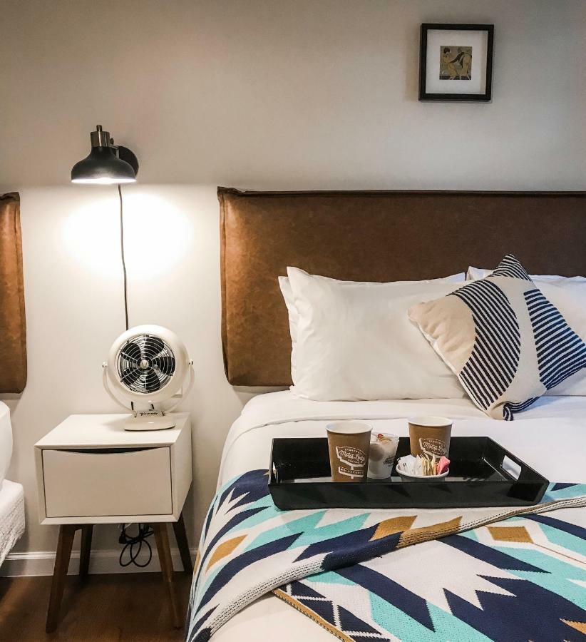 Stonewall Motor Lodge Екстериор снимка
